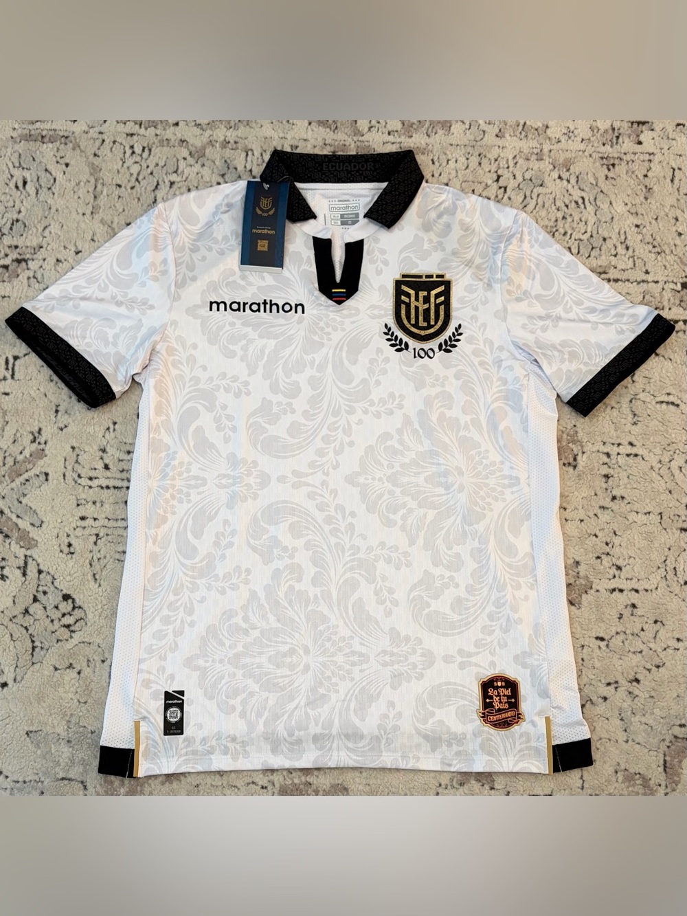 Marathon Authentic Ecuador 100 Years Edition Centenario White Jersey Men’s Sz: M
